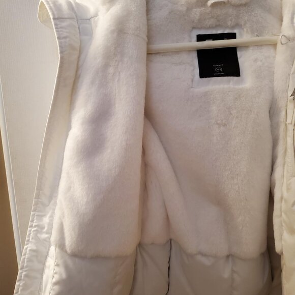 TNA Parka - Picture 4 of 5